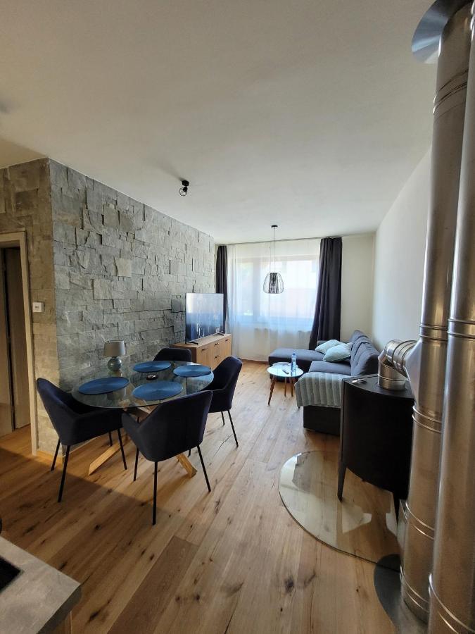 Mýto pod Ďumbierom Artur Apartment Myto מראה חיצוני תמונה