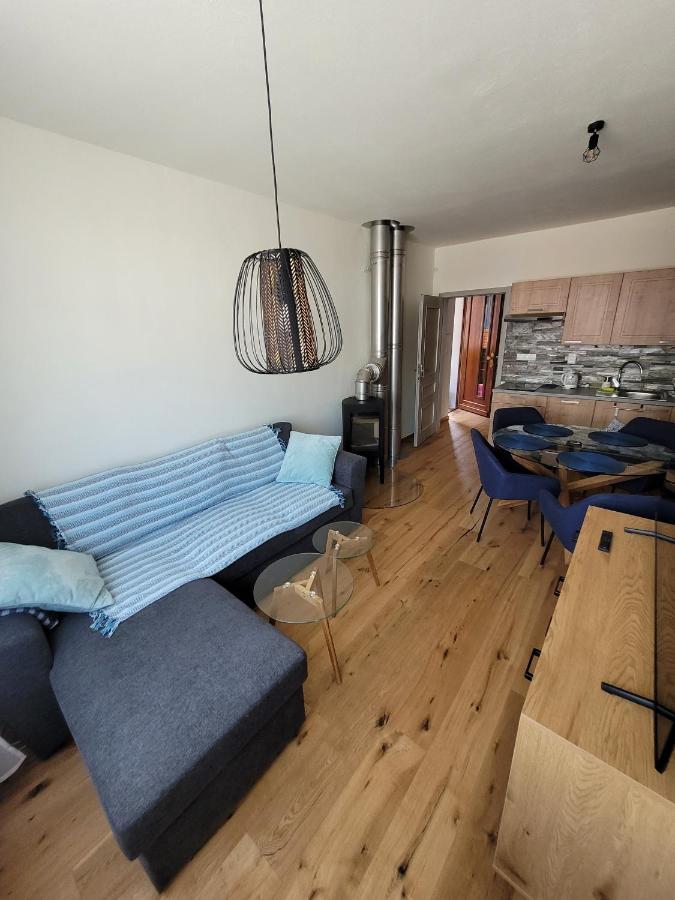 Mýto pod Ďumbierom Artur Apartment Myto מראה חיצוני תמונה