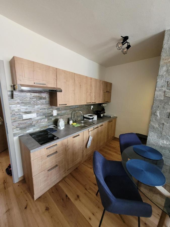 Mýto pod Ďumbierom Artur Apartment Myto מראה חיצוני תמונה